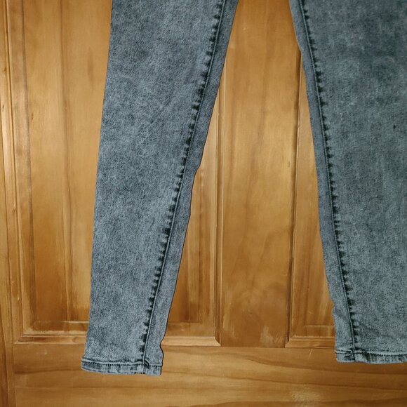 Garage Denim High Rise Skinny Jeans - Picture 5 of 9